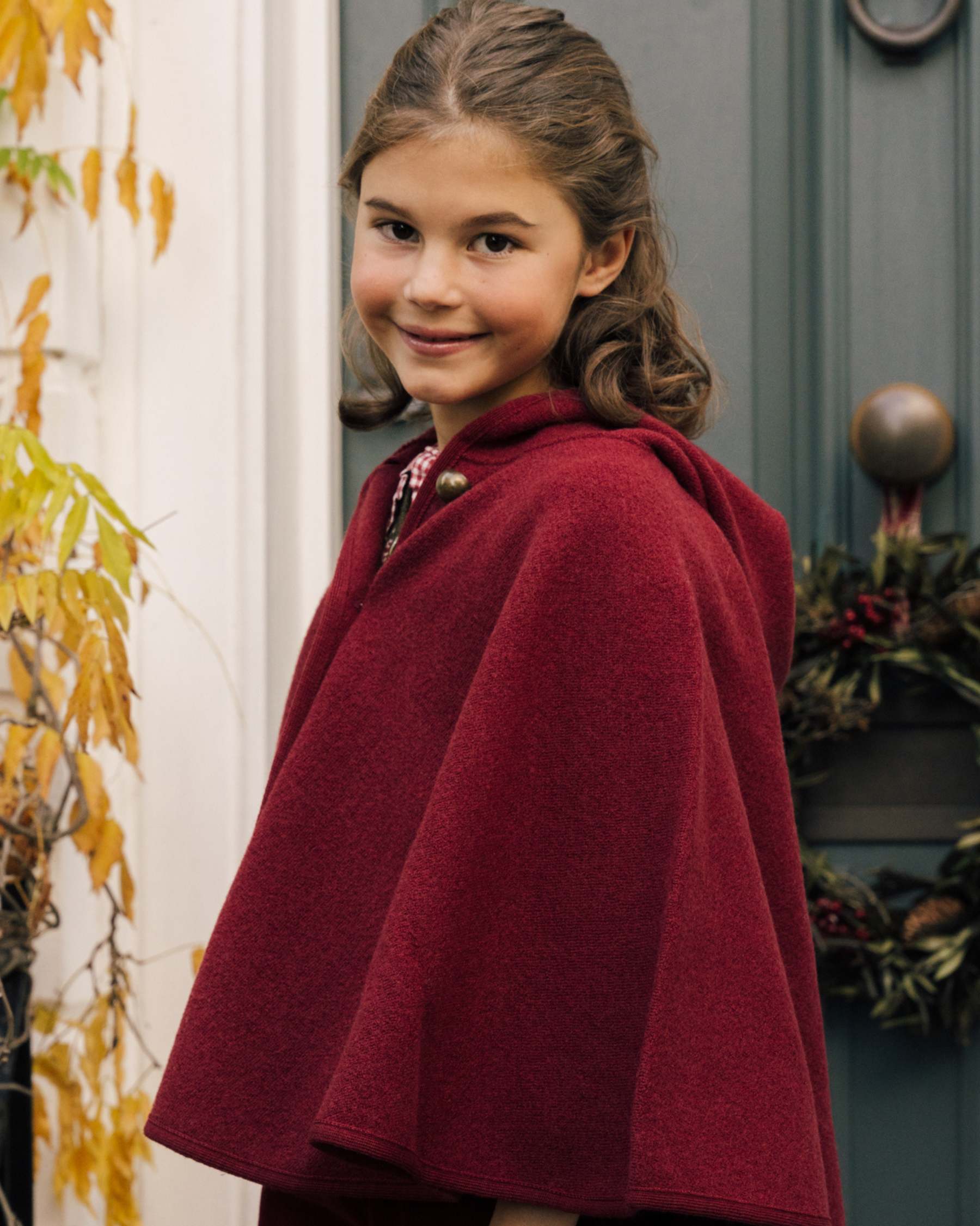 Hooded Cape Granate for girl