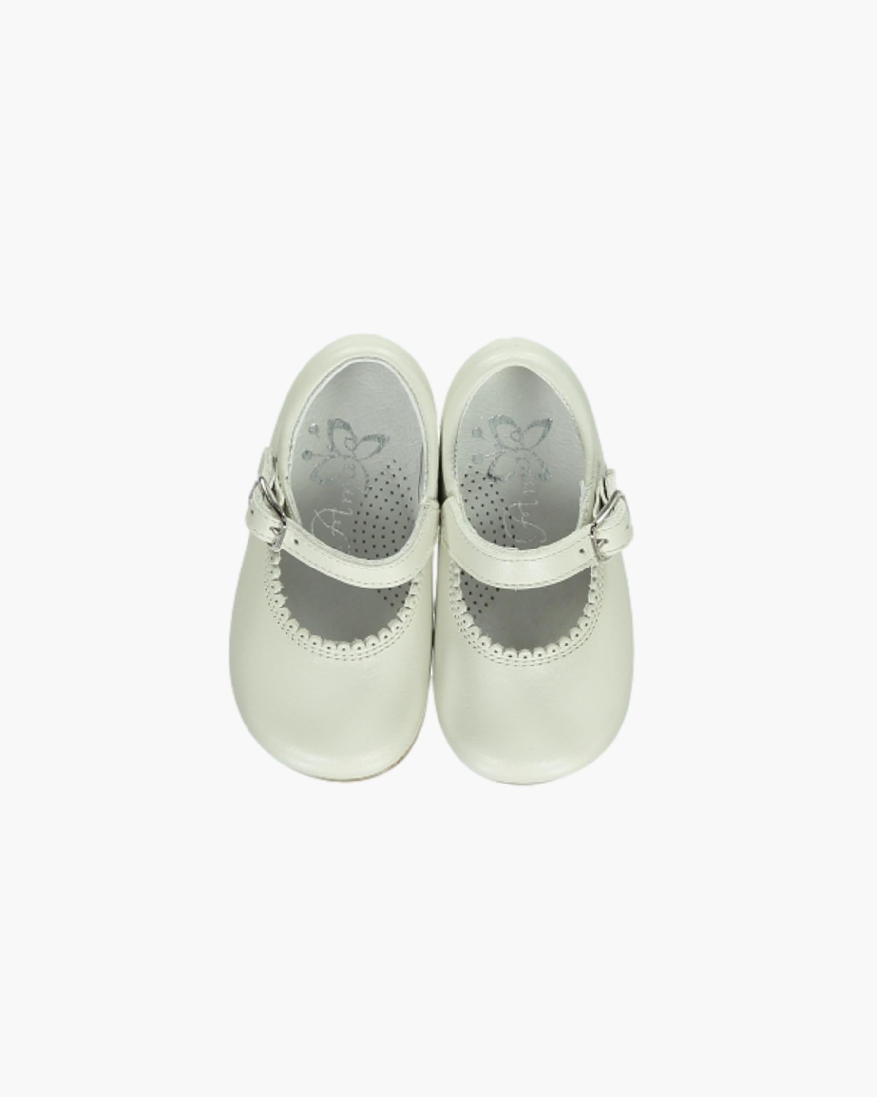 Baby Girl Shoes Cream in leather Mary Jane style