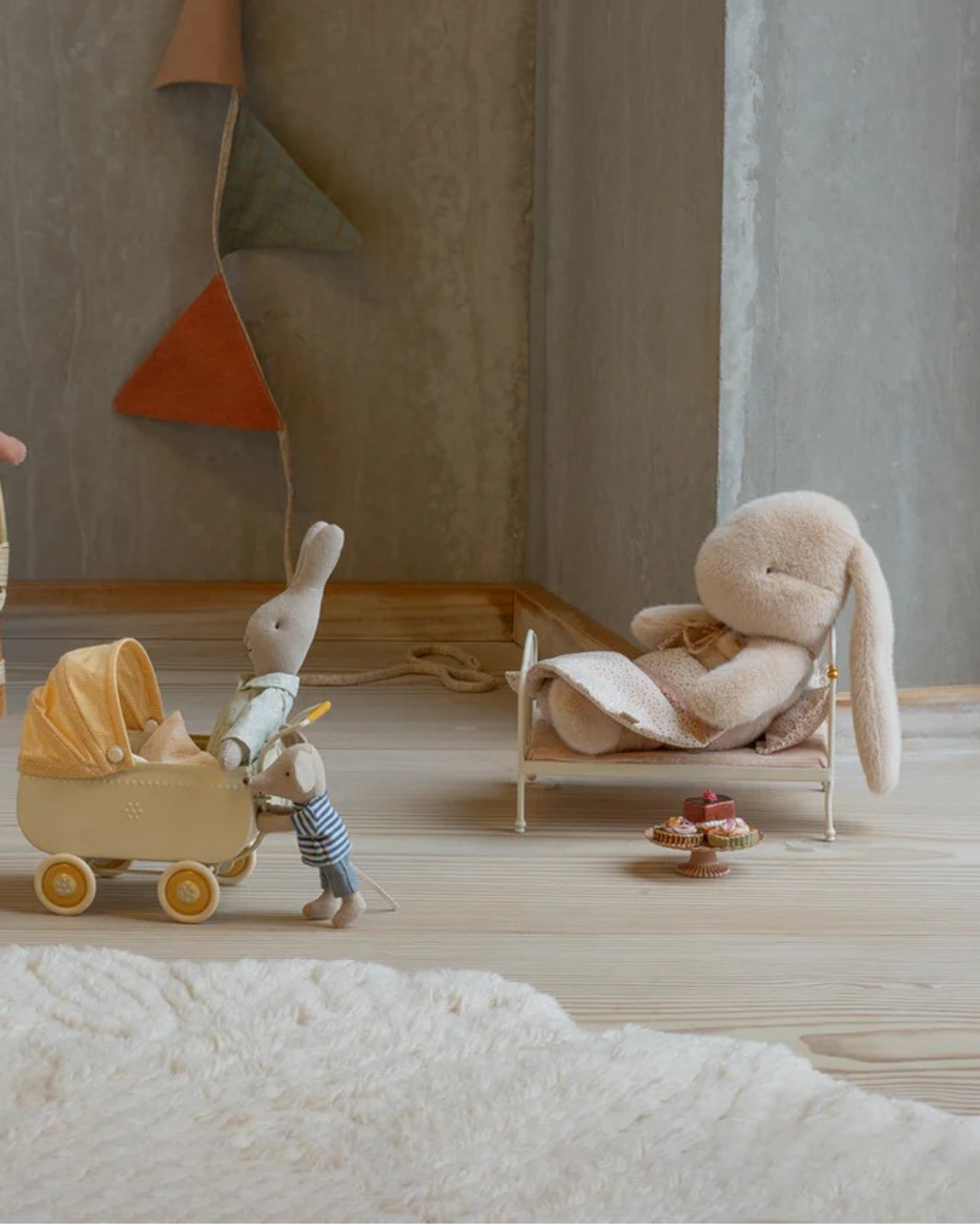 Bunny Plush, Small - Light Powder